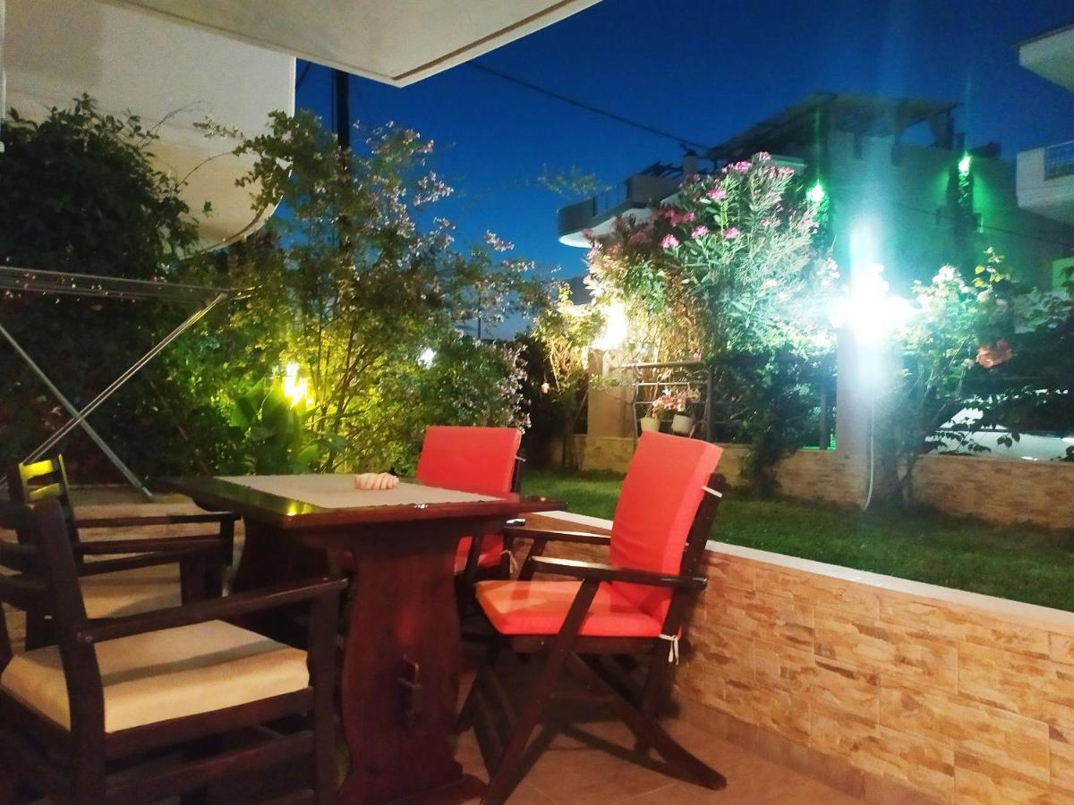 Iro Apartments Nea Peramos  Ngoại thất bức ảnh