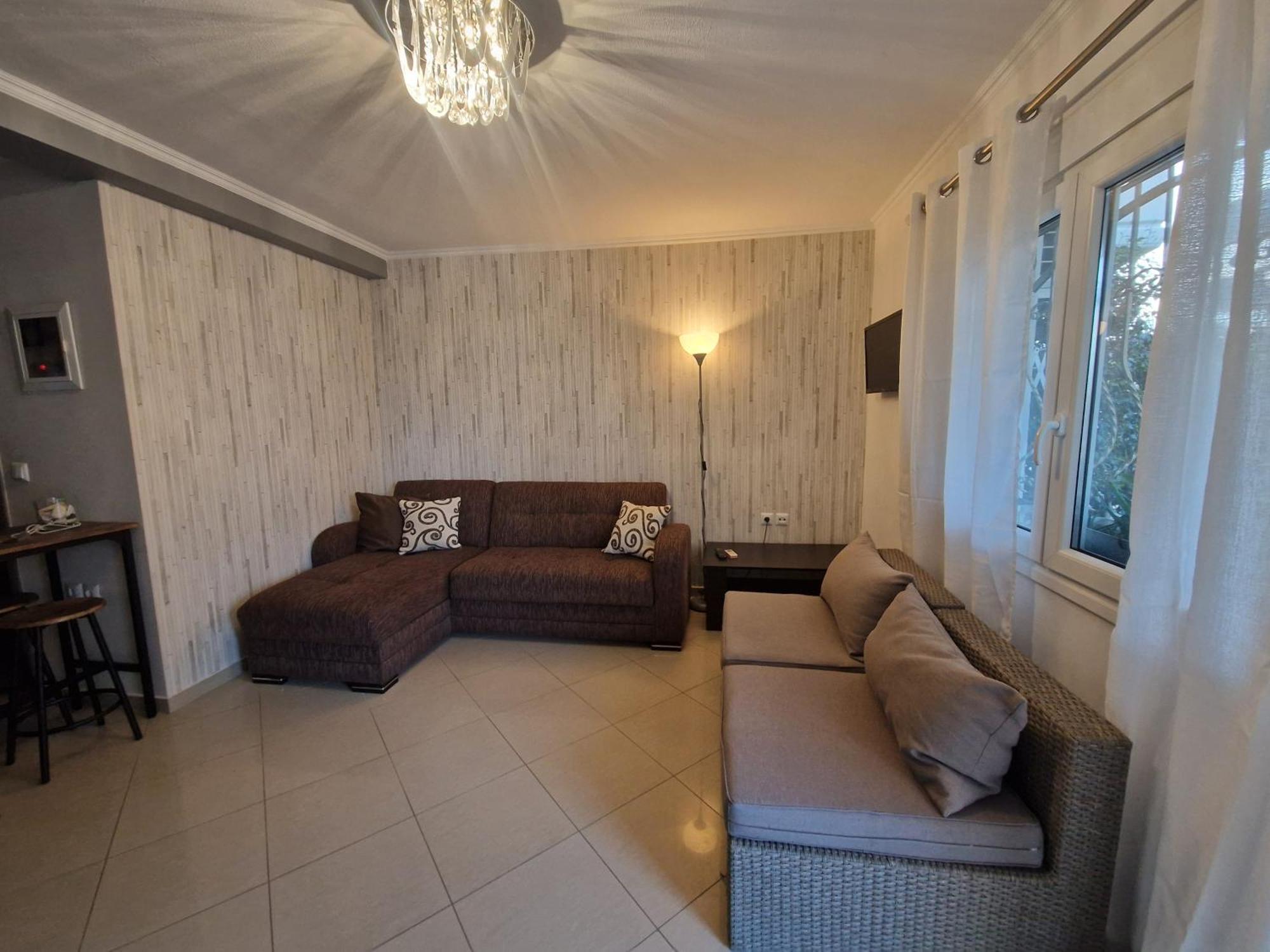 Iro Apartments Nea Peramos  Ngoại thất bức ảnh